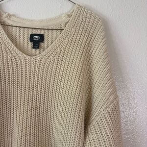 Roots Women's V-Neck Cream Sweater L